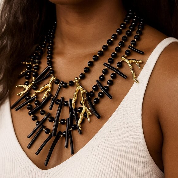 New, no tags, hard acrylic clamshell, clutch purse, mirror gold, fully lined - Picture 8 of 16